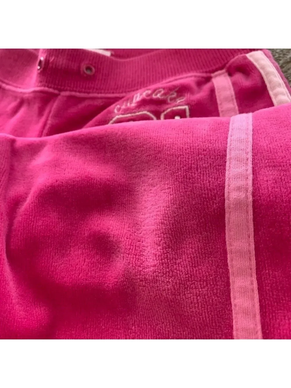 Gymboree Cupcake Velour Sweatsuit with Embroidery